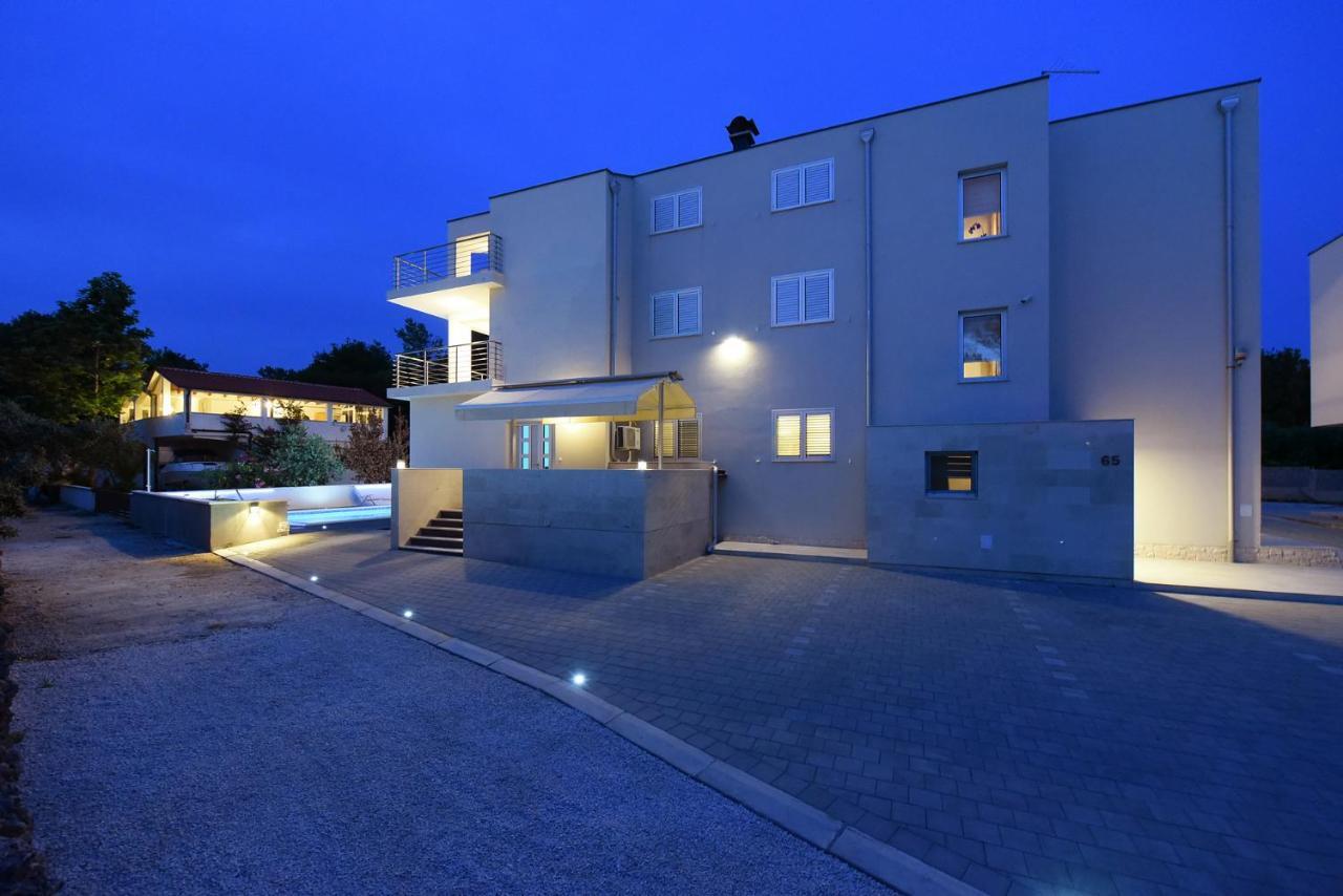 Apartmani Iva Vir Exterior foto