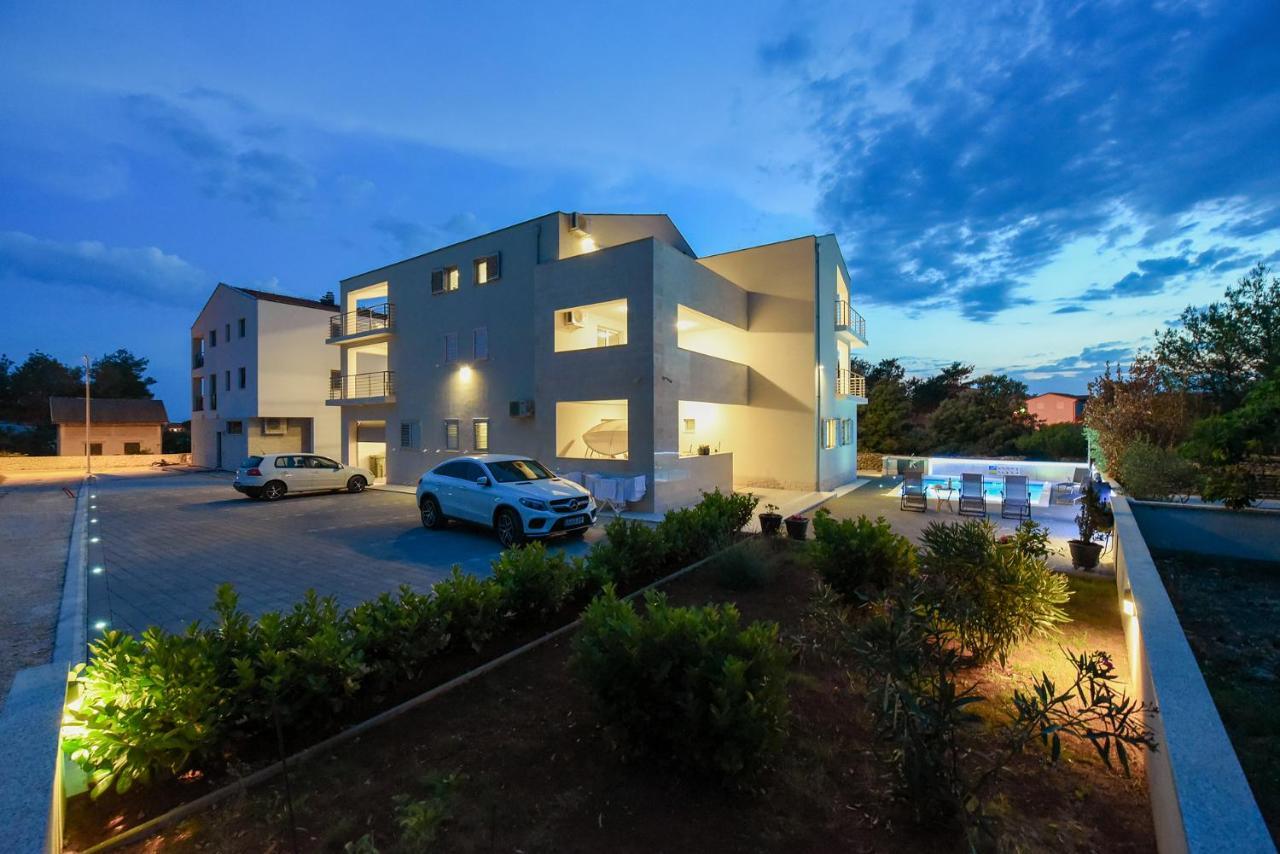 Apartmani Iva Vir Exterior foto