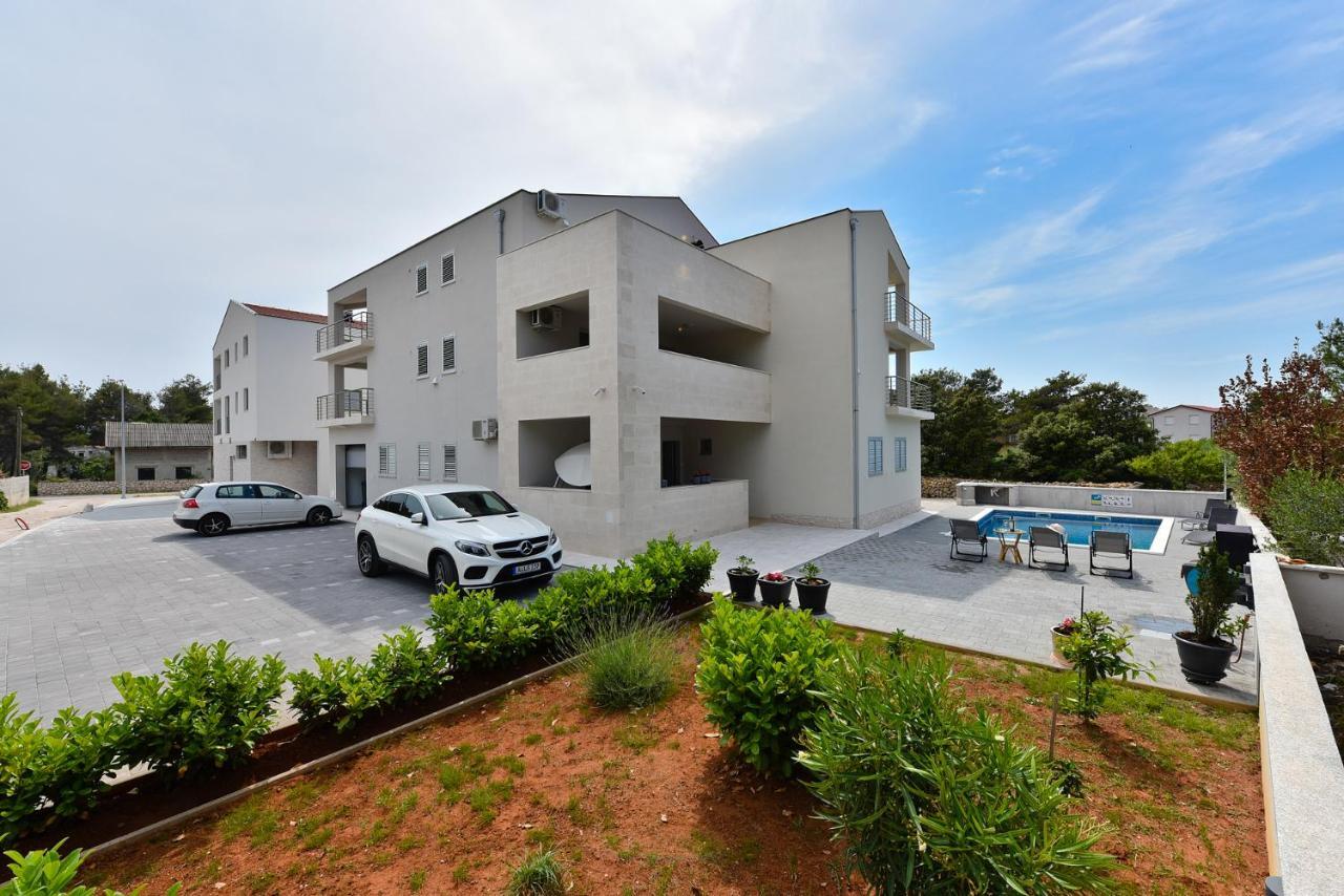 Apartmani Iva Vir Exterior foto