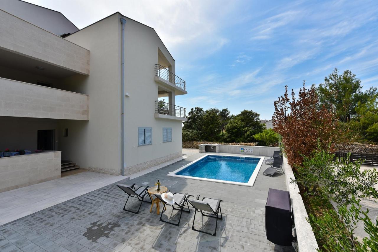Apartmani Iva Vir Exterior foto