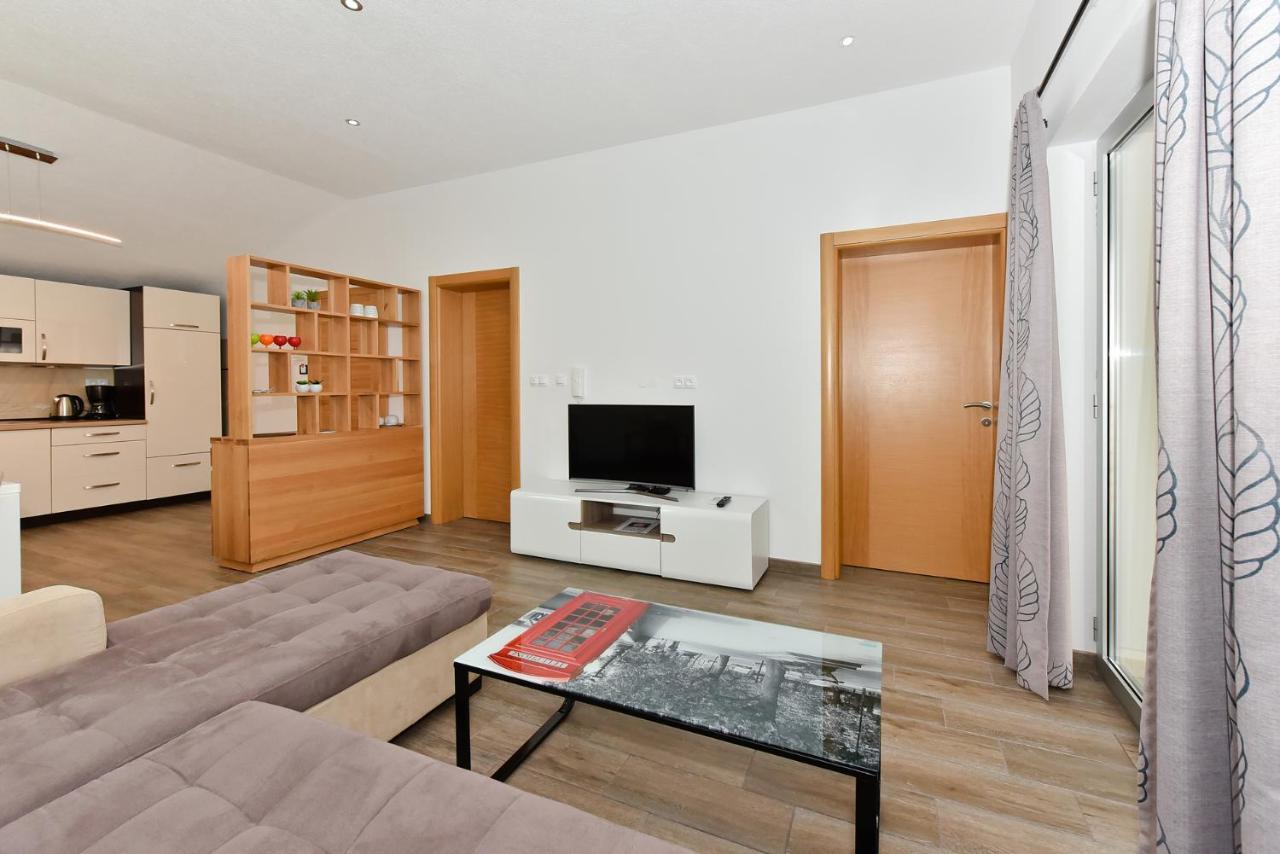 Apartmani Iva Vir Exterior foto