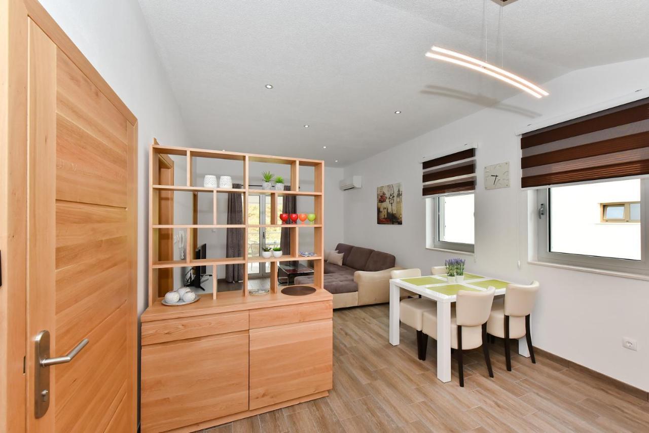 Apartmani Iva Vir Exterior foto
